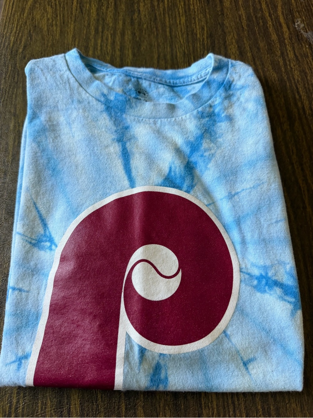 Philadelphia Phillies Women’s Light Blue Tie-Dye T Shirt